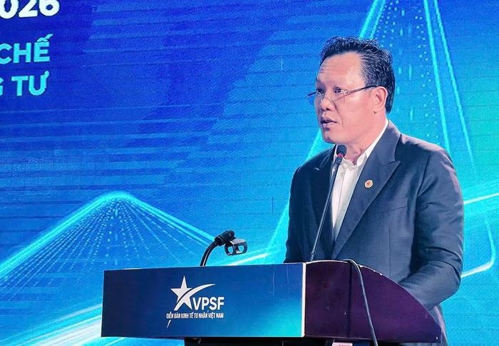 Phó Chủ tịch Hội Doanh nhân trẻ Việt Nam Lưu Công Thành đề xuất các hướng đi cho doanh nghiệp Lào Cai. (Ảnh: Trung ương Hội Doanh nhân trẻ Việt Nam cung cấp)
