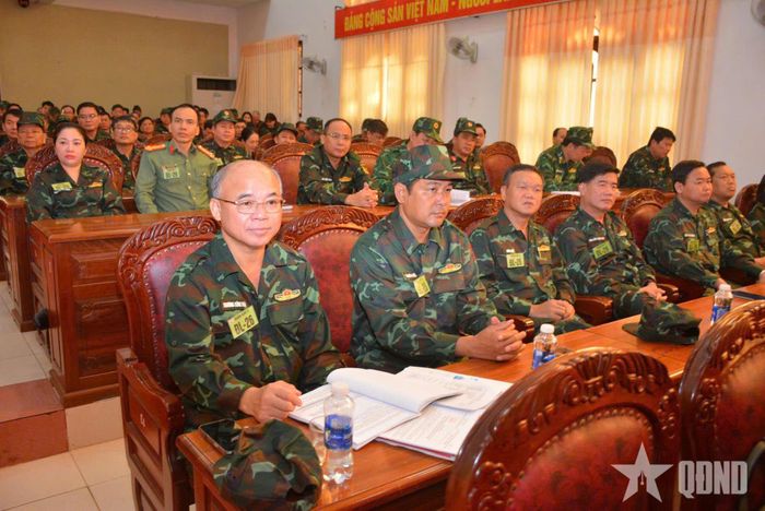 Các đại biểu tham dự khai mạc diễn tập.