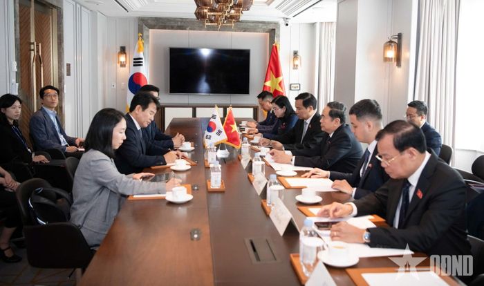 Quang cảnh cuộc tiếp.