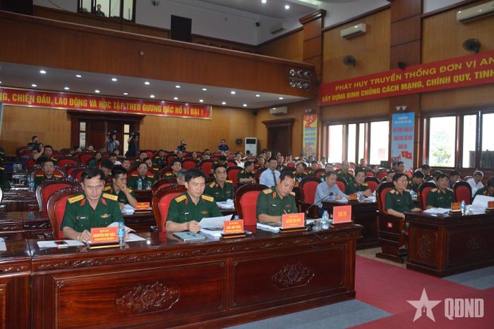 Các đại biểu tham dự hội thảo.
