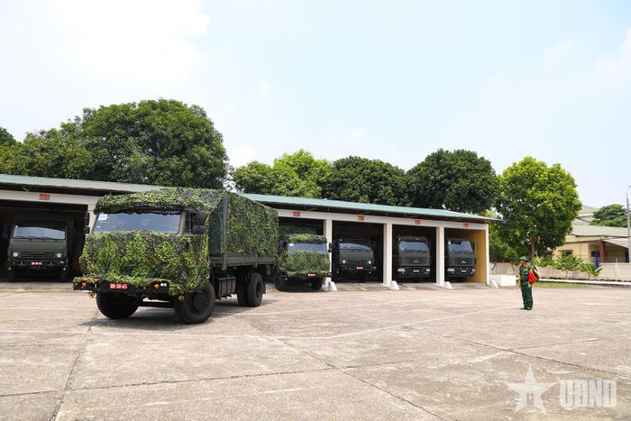  Kiểm tra nội dung thực hành chuyển trạng thái sẵn sàng chiến đấu.