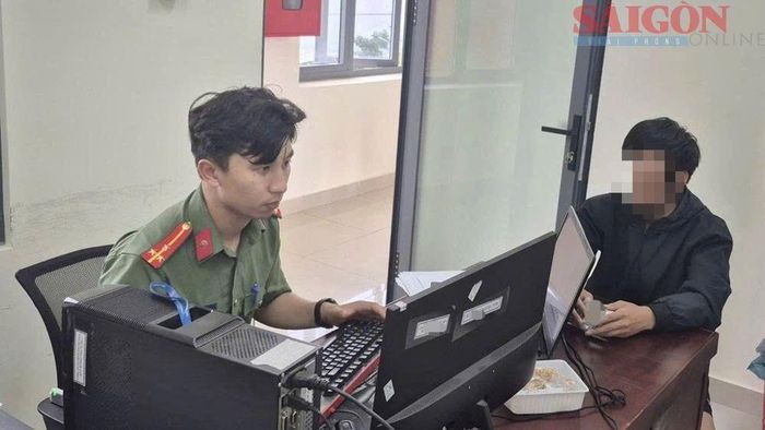 Một thanh niên ở Lâm Đồng kể lại việc xuất cảnh trái phép vì tin lời quảng cáo “việc nhẹ, lương cao”. Ảnh: Công an tỉnh Lâm Đồng