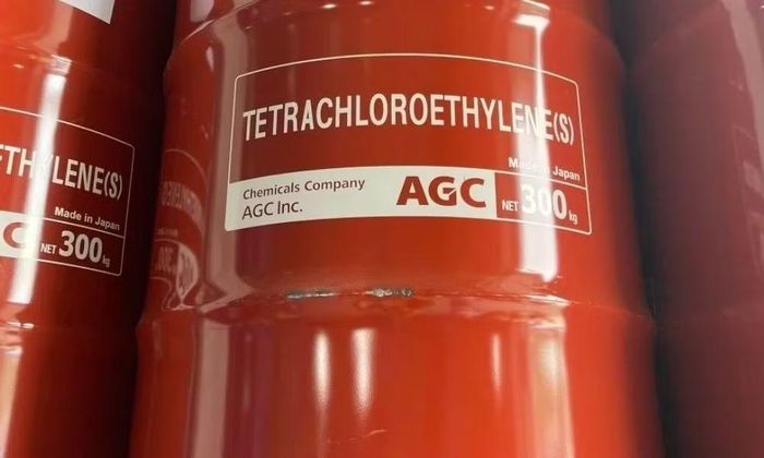 Tetrachloroethylene (PCE) là một hóa chất rất phổ biến.