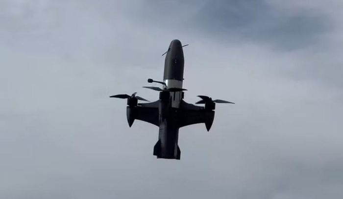 Chuyến bay huấn luyện của một drone đánh chặn H-07.