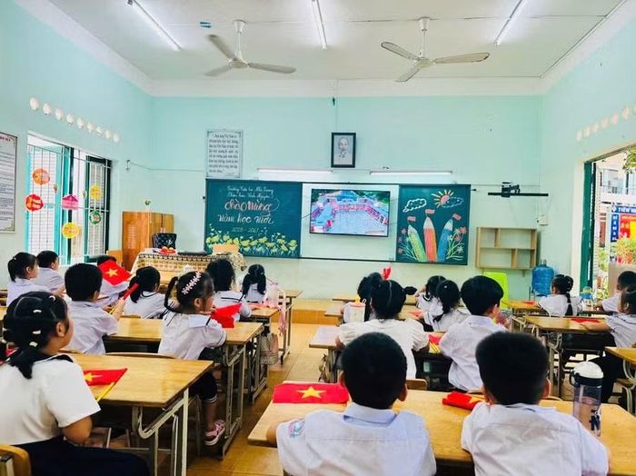 Học sinh Trường Tiểu học Nha Trang, phân hiệu Vĩnh Nguyên. (Ảnh: NTCC)