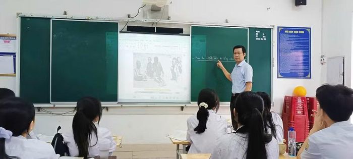 AI không thay thế trách nhiệm chuyên môn và trách nhiệm ra quyết định của nhà giáo, cán bộ quản lý.