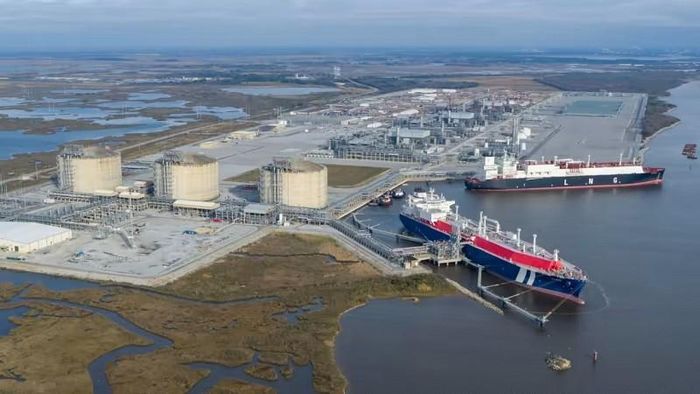 Dầu diesel châu Âu đối mặt với triển vọng khó khăn hơn. (Nguồn: Sempra Infrastructure)