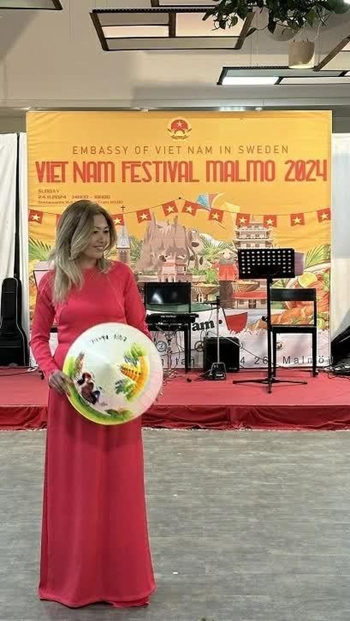 Cô giáo Sally Luu Nguyen. (Ảnh NVCC)