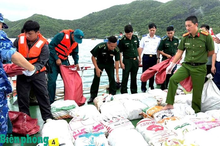 Các lực lượng phối hợp kiểm tra, thu giữ ma túy trong Chuyên án 126MT diễn ra vào ngày 25/5/2026. Ảnh: Đơn vị cung cấp