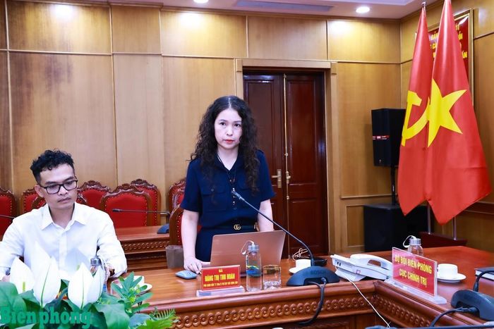 Đồng chí Đặng Thị Thu Hoàn, Phó Giám đốc Trung tâm Chuyên đề và Truyền thông - Phát hành (Tạp chí Cộng sản) phát biểu tại hội nghị. Ảnh: Thanh Xuân