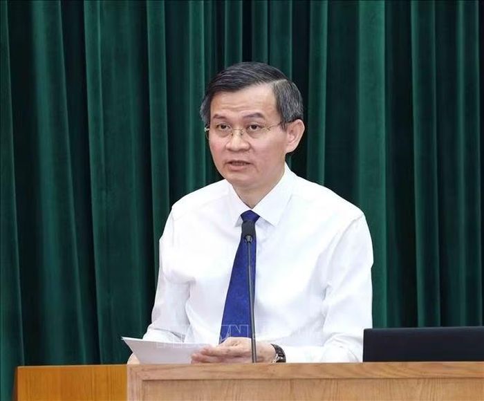 Ông Đoàn Minh Huấn, Uỷ viên Bộ Chính trị, Bí thư Đảng ủy, Giám đốc Học viện Chính trị quốc gia Hồ Chí Minh phát biểu tại buổi làm việc. Ảnh: TTXVN