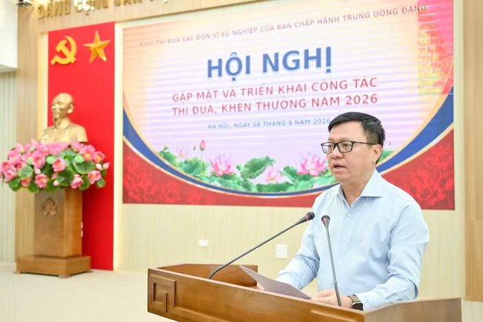 Ông Lê Quốc Minh, Ủy viên Trung ương Đảng, Tổng Biên tập Báo Nhân Dân, Phó Trưởng Ban Tuyên giáo Trung ương, Chủ tịch Hội Nhà báo Việt Nam, Khối trưởng Khối thi đua phát biểu khai mạc Hội nghị.