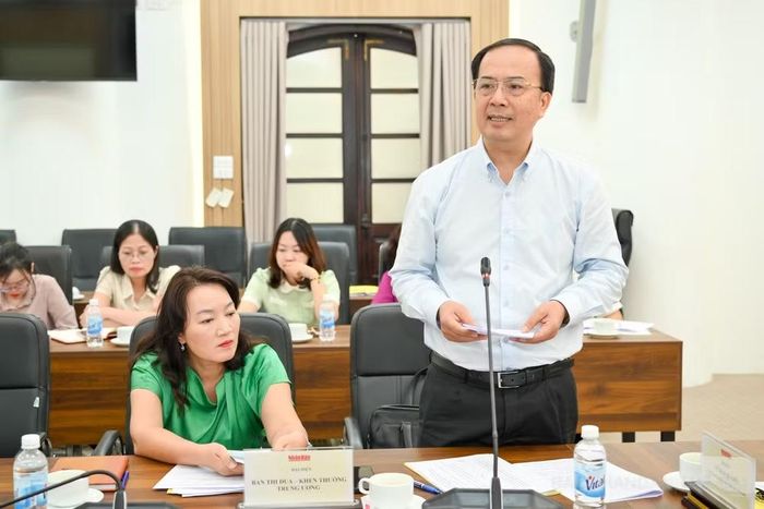 Ông Nguyễn Anh Tuấn, Phó Trưởng Ban Thi đua-Khen thưởng Trung ương, trao đổi về xây dựng bộ tiêu chí đánh giá công tác thi đua, khen thưởng theo hướng phản ánh đúng giá trị cống hiến.