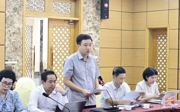Ông Nguyễn Như Hạnh, Phó Giám đốc Sở Nông nghiệp và Môi trường thành phố Quảng Ninh, cung cấp thông tin cho báo chí tại hội nghị.