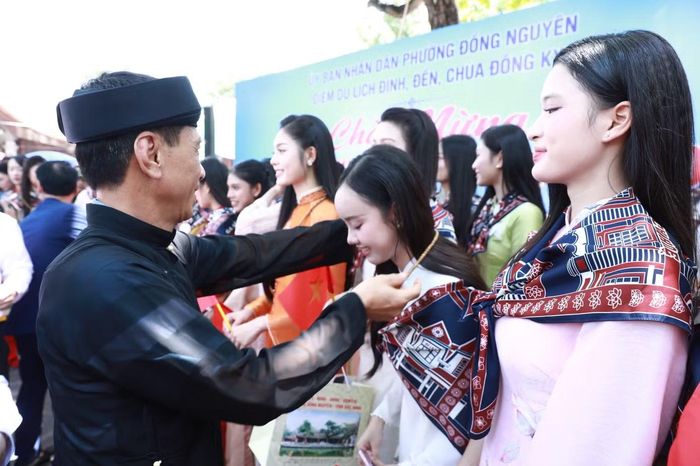 Đồng Kỵ là vùng đất giàu truyền thống lịch sử, văn hóa, được biết đến với làng nghề đồ gỗ, lễ hội truyền thống cùng những phong tục, tập quán đặc sắc. Cụm Đình - Đền - Chùa Đồng Kỵ là một trong những địa chỉ lưu giữ các giá trị văn hóa truyền thống của địa phương.