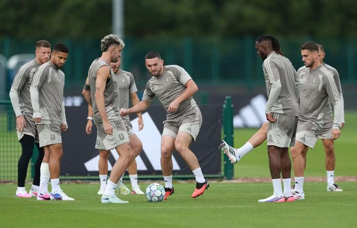 Aston Villa khởi đầu thất vọng ở mùa giải mới.