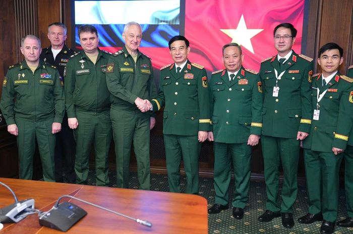 Tại cuộc hội kiến, Bộ trưởng Quốc phòng hai nước thống nhất tiếp tục thúc đẩy hợp tác quốc phòng.