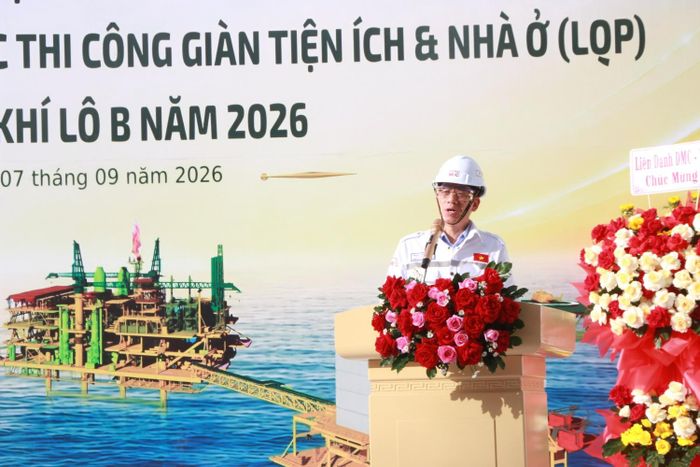 Ông Phạm Văn Chuân – Chủ tịch Công đoàn PTSC M&C gửi những lời động viên đến toàn thể người lao động của Dự án