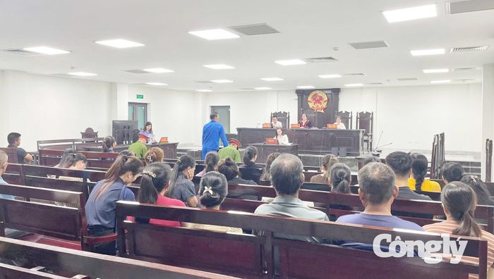 Một lời nói vô tâm lúc ngặt nghèo khơi mào cho những bước chân đi "hỏi tội". Trong cơn nóng giận, bi kịch cốt nhục tương tàn đã đổ xuống một gia đình ở Hà Tĩnh.