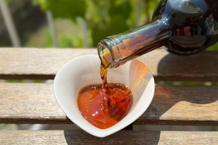 Nước mắm chị Quỳnh tự ủ