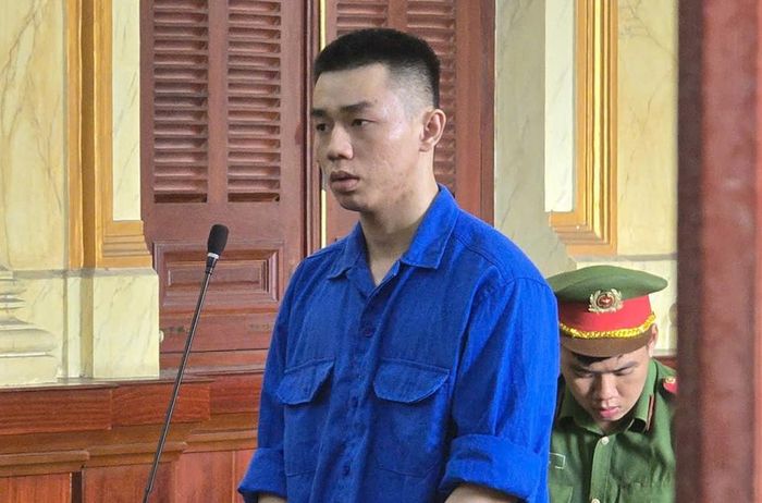 Bị cáo Tạ Lê Hoàng Khả Minh. Ảnh: HP