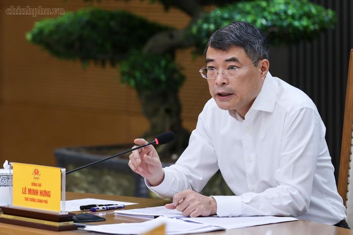 Thủ tướng Lê Minh Hưng chủ trì cuộc làm việc với Bộ Y tế và các bộ, ngành, cơ quan liên quan về dự án Luật sửa đổi, bổ sung một số luật trong lĩnh vực y tế. Ảnh: VGP