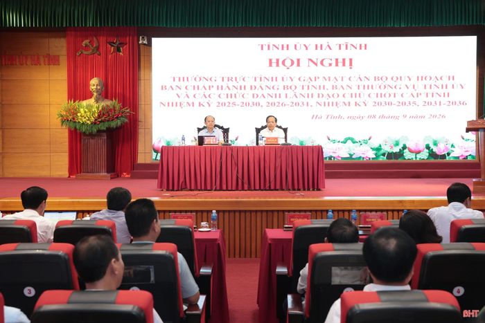 Toàn cảnh hội nghị.
