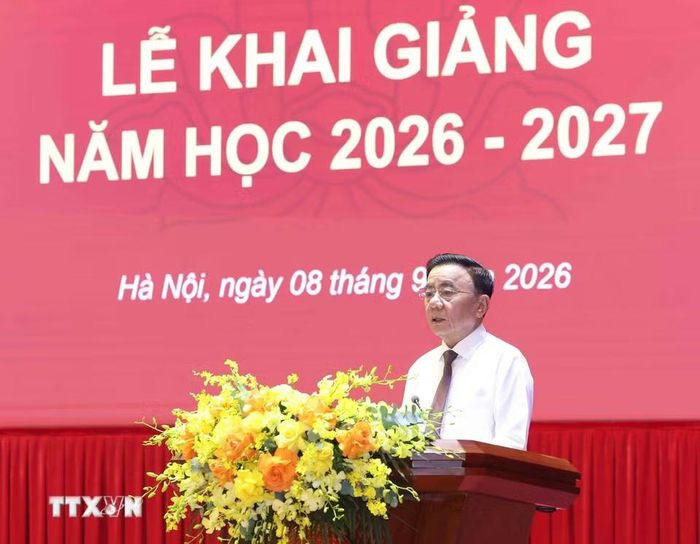 Thường trực Ban Bí thư Trần Cẩm Tú phát biểu chỉ đạo tại Lễ khai giảng năm học mới Học viện Chính trị Quốc gia Hồ Chí Minh. (Ảnh: Phương Hoa/TTXVN)
