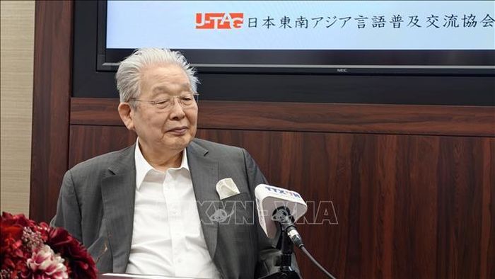 Ông Ise Yoji, Chủ tịch Hội đồng Hiệp hội giáo dục phi lợi nhuận Bunsai Gakuen, đơn vị tổ chức kỳ thi, trả lời phỏng vấn TTXVN. Ảnh: Nguyễn Tuyến/PV TTXVN tại Nhật Bản