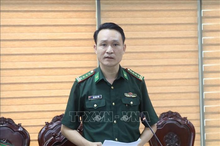 Đại tá Lều Minh Tiến, Phó Chỉ huy trưởng Ban Chỉ huy BĐBP tỉnh Lạng Sơn, phát biểu tại cuộc làm việc.