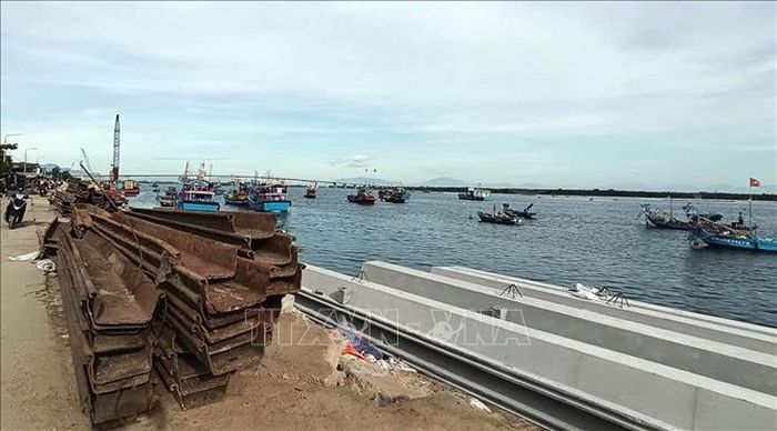 Kè bảo vệ sông Thu Bồn khu vực An Lương, xã Duy Nghĩa, thành phố Đà Nẵng, được khắc phục khẩn cấp.