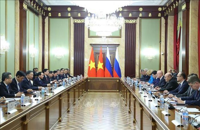 Tổng Bí thư, Chủ tịch nước Tô Lâm hội kiến Thủ tướng Nga Mikhail Mishustin. Ảnh: Thống Nhất/ TTXVN