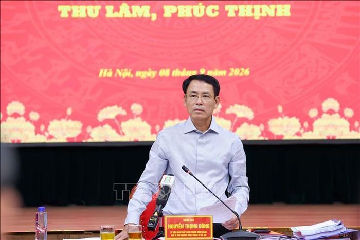 Phó Bí thư Thường trực Thành ủy Hà Nội Nguyễn Trọng Đông phát biểu kết luận tại buổi làm việc. Ảnh: Văn Điệp/TTXVN