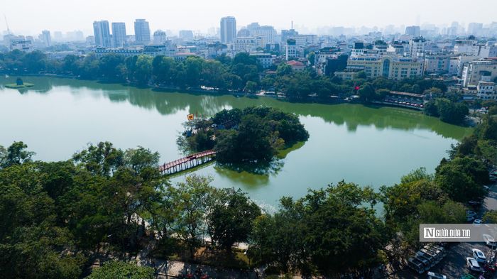Điểm đáng chú ý trong phương án lần này là không gian hồ Hoàn Kiếm được đặt trong một tổng thể rộng hơn, thay vì chỉ tập trung vào khu vực mặt nước và vườn hoa quanh hồ.