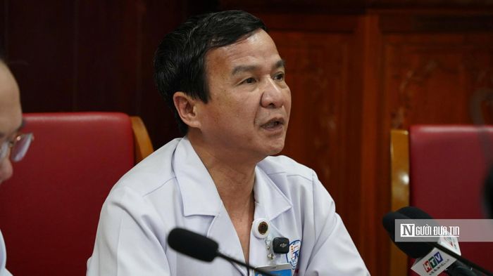 PGS.TS.BS Lê Đình Thanh, Giám đốc Bệnh viện Thống Nhất thông tin về ca phẫu thuật đặc biệt này.