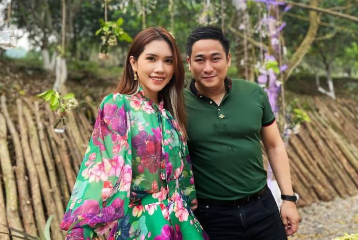Minh Tiệp và vợ.