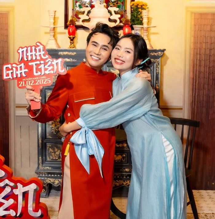 Huỳnh Lập và phwuong Mỹ Chi vào vai anh em Gia Minh và Mỹ Tiên trong Nhà Gia Tiên.