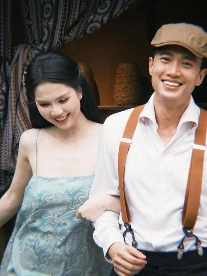 Những màn tương tác tự nhiên giữa Ngọc Trinh và Quốc Trường thu hút sự quan tâm của khán giả. 