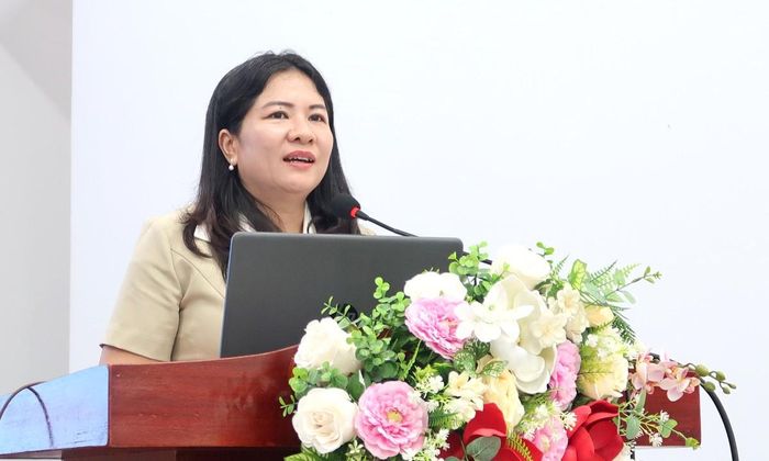 Bà Nguyễn Thị Ngọc Linh, Phó Chủ tịch Hội LHPN TPHCM phát biểu tại chương trình.