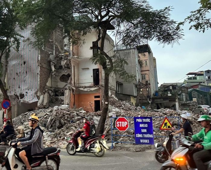 Hà Nội đang bước vào giai đoạn chỉnh trang và tái thiết đô thị với quy mô lớn. Kinh nghiệm từ nhiều thành phố trên thế giới cho thấy, mỗi quyết định quy hoạch không chỉ tác động đến hạ tầng và kinh tế mà còn ảnh hưởng lâu dài tới cộng đồng cư trú, sinh kế và bản sắc đô thị. Ảnh: CTV