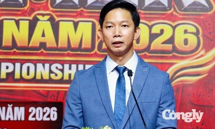 Ông Khov Chhay, Tổng Thư ký Liên đoàn Kun Khmer quốc tế, phát biểu bế mạc giải đấu.