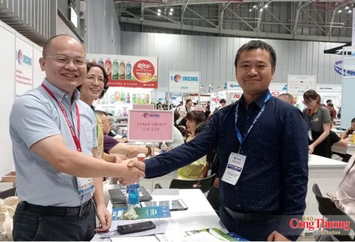 Những cái bắt tay giao thương tạo ra những cơ hội mới dành cho doanh nghiệp.
