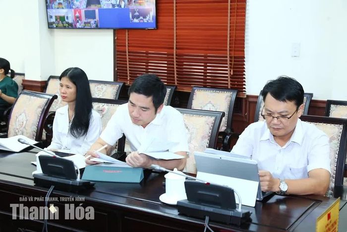 Các đại biểu dự hội nghị.