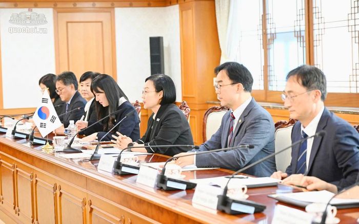 Thủ tướng Han Seong Sook khẳng định sẽ thúc đẩy hợp tác với Việt Nam trên các lĩnh vực công nghệ cao, trí tuệ nhân tạo... Ảnh: Cổng thông tin điện tử Quốc hội.
