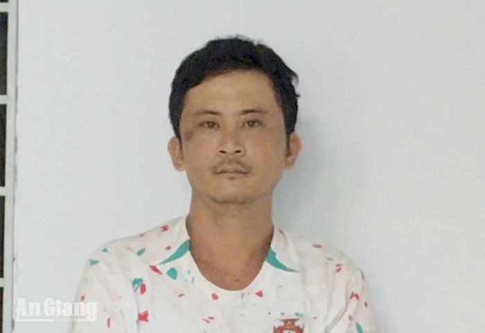 Đối tượng Võ Văn Thuận.