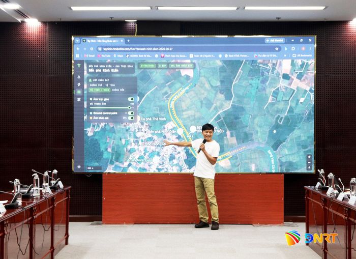 Chuyên gia trình bày tham luận tại hội thảo. Ảnh: TRỌNG HUY