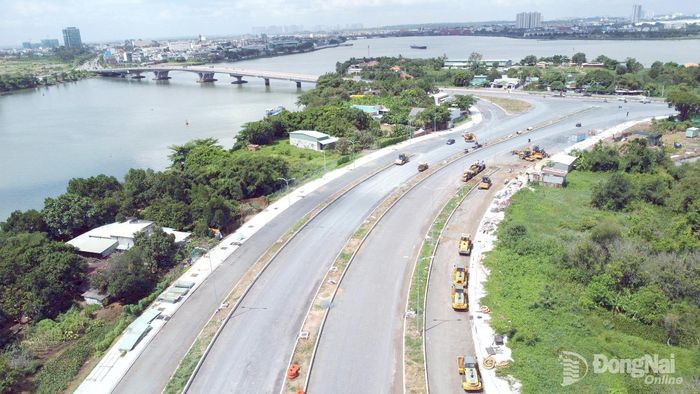 Một dự án hạ tầng giao thông kết nối trên địa bàn phường Trấn Biên đang trong giai đoạn hoàn thiện.