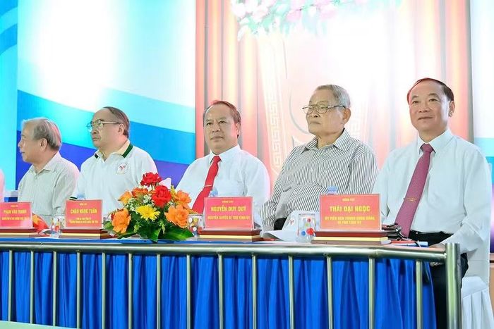Đại biểu tham dự lễ khai mạc. Ảnh: Đức Thụy