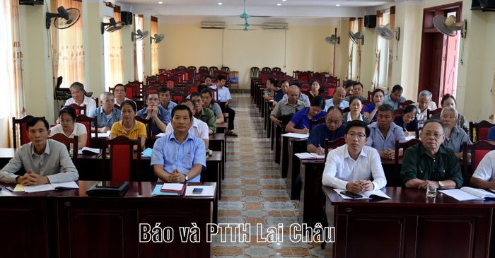 Đại biểu dự hội nghị.