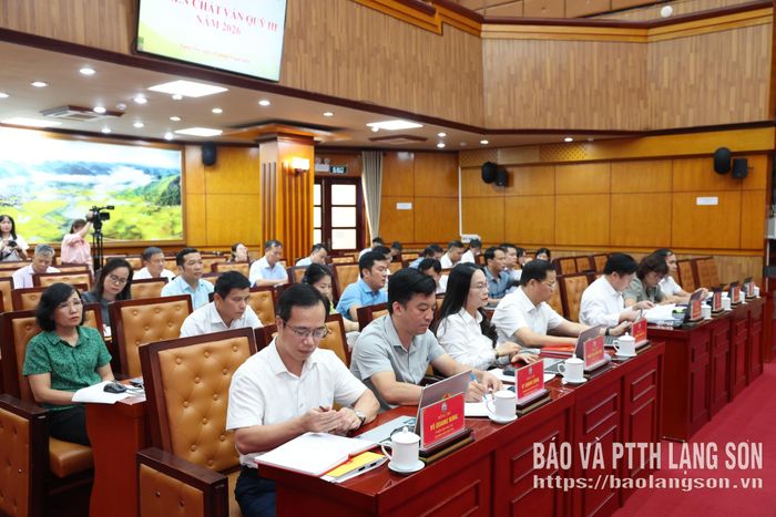 Các đại biểu tham dự phiên chất vấn
